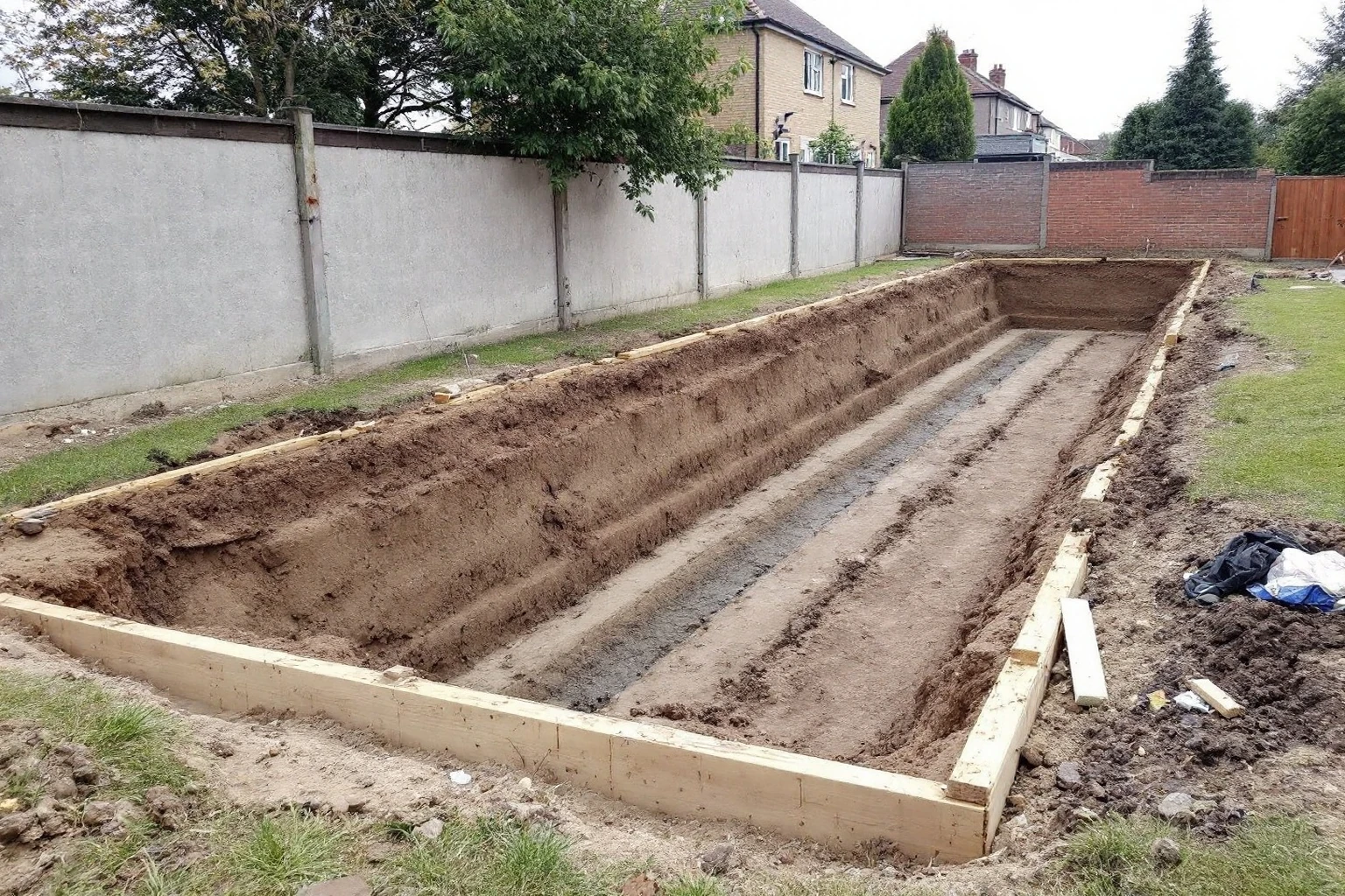 Foundation excavation and strip foundations — kitchen extension Ascot